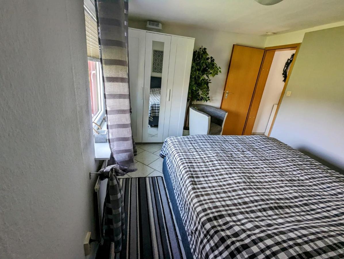 Fewo24-Prasdorf Apartment ภายนอก รูปภาพ